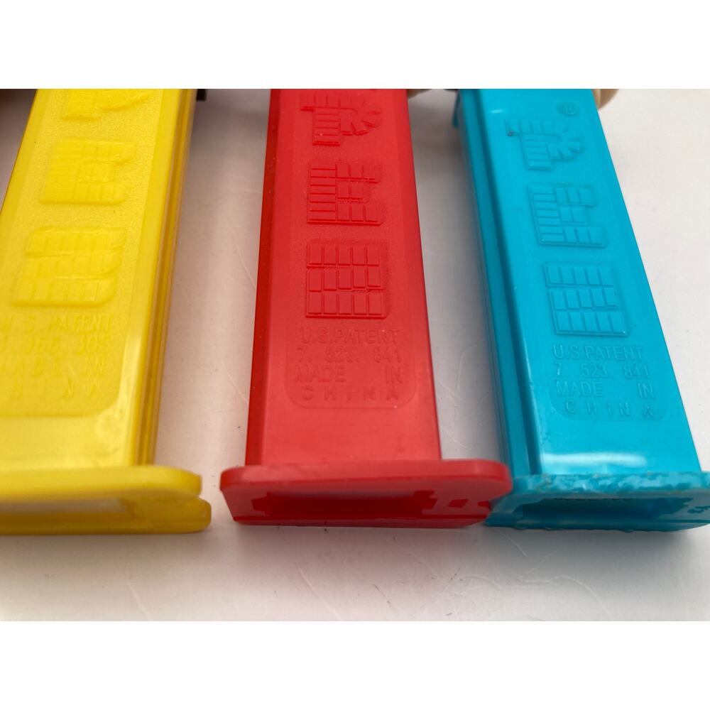 5 Mickey Mouse and Minnie Mouse Retired Pez-China-Hungry-Hong Kong - Picture 3 of 4